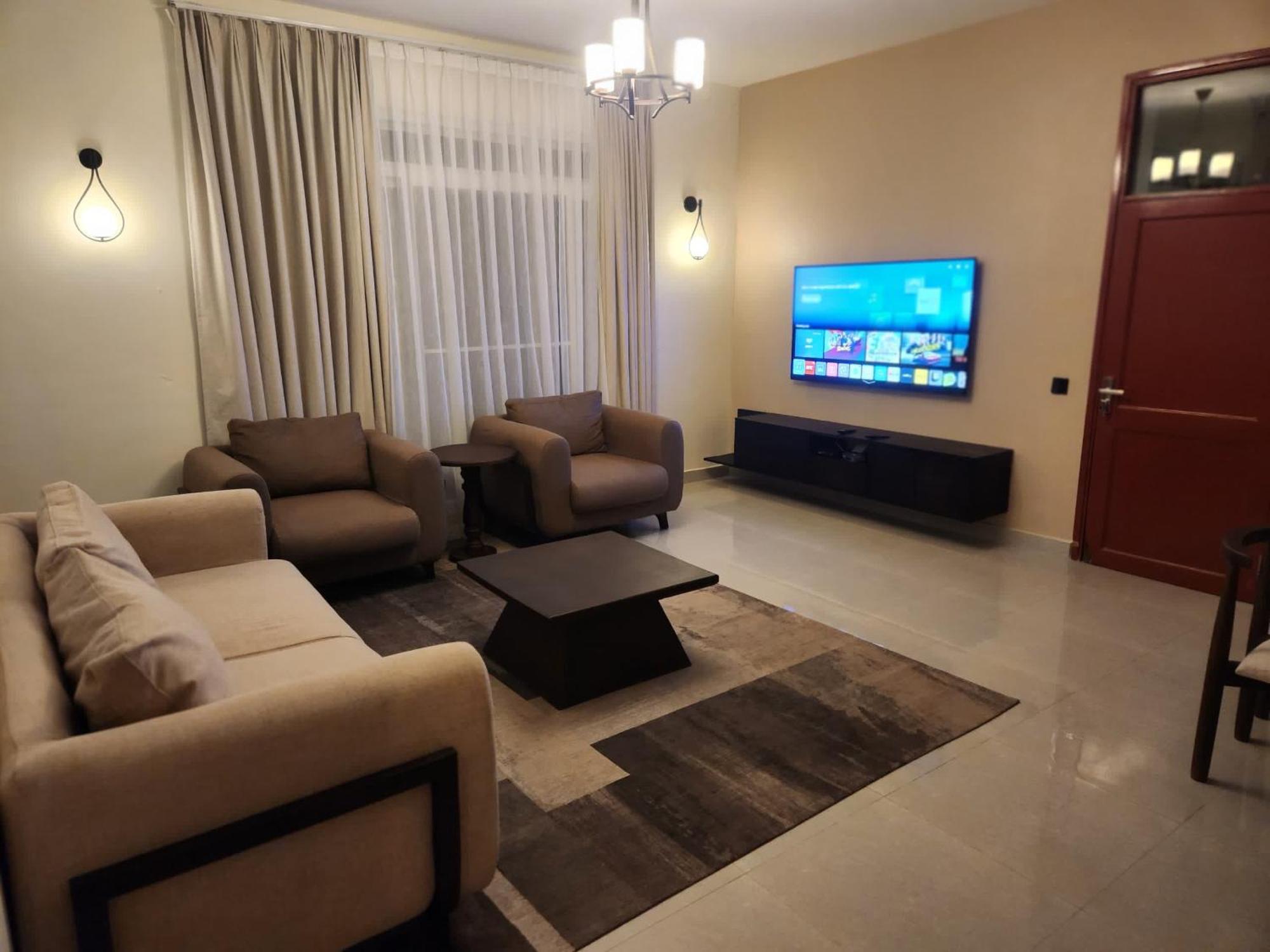 Nake Apartment *